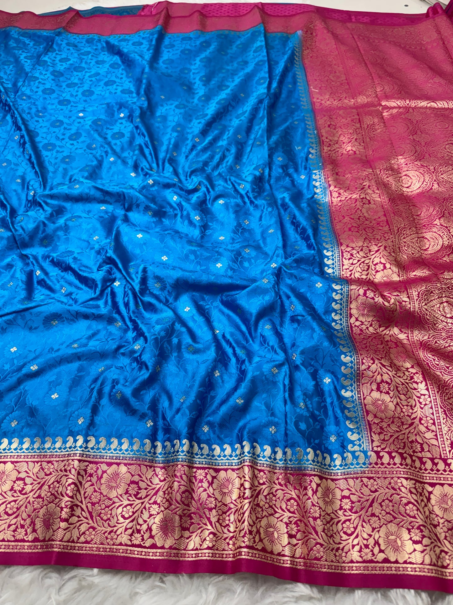 Electric Blue to Rani Pink Banarasi Mashru Silk Saree