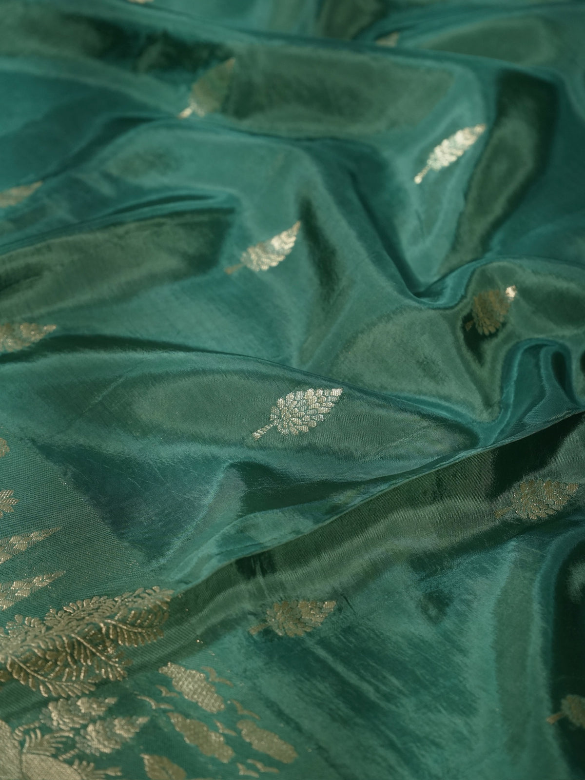 Emerald Green Banarasi Organza Crepe Silk Saree