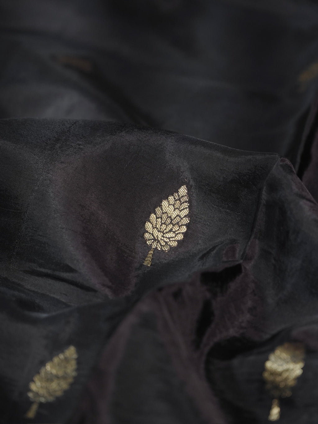 Black Banarasi Organza Crepe Silk Saree