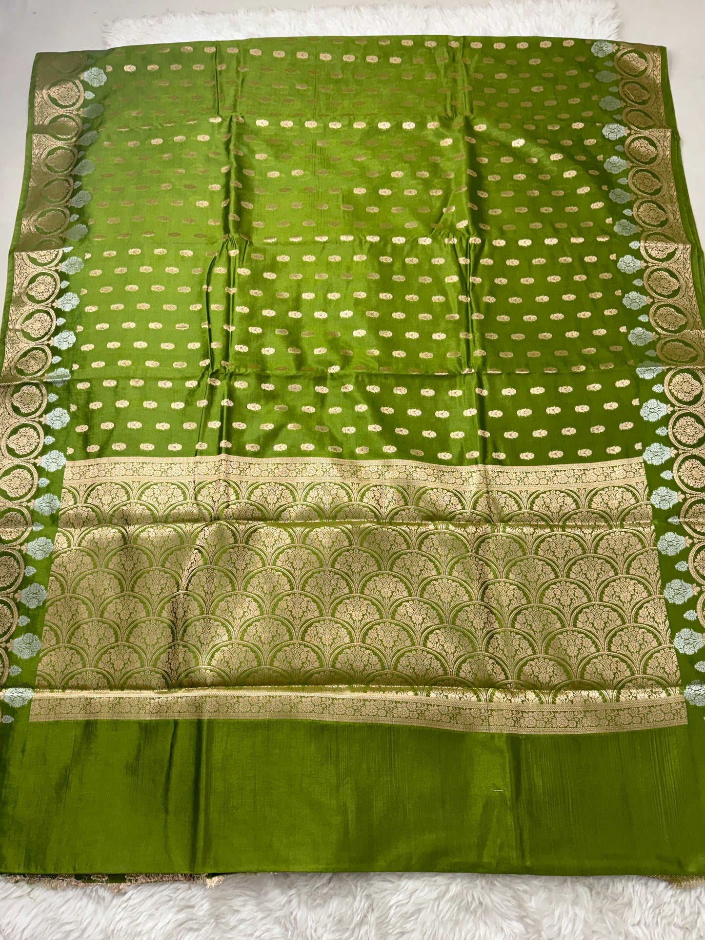 Mehendi Green Premium Banarasi Mango Silk Saree
