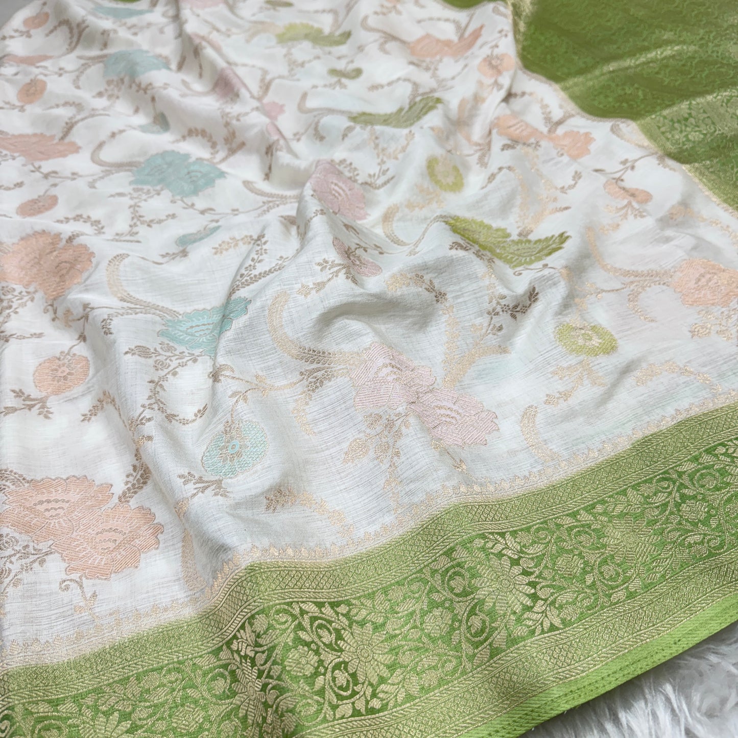 Off White to Mehendi Green Banarasi Meenakari Jaal Semi Tussar Silk Saree