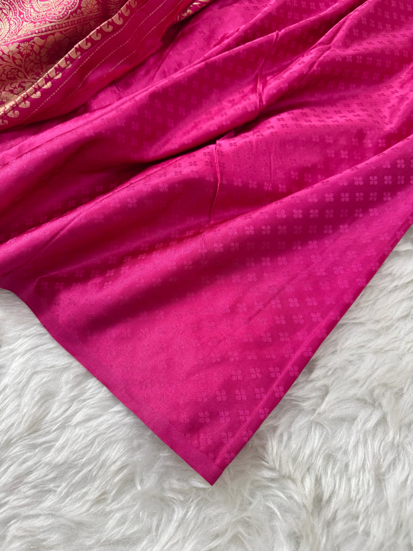 Electric Blue to Rani Pink Banarasi Mashru Silk Saree