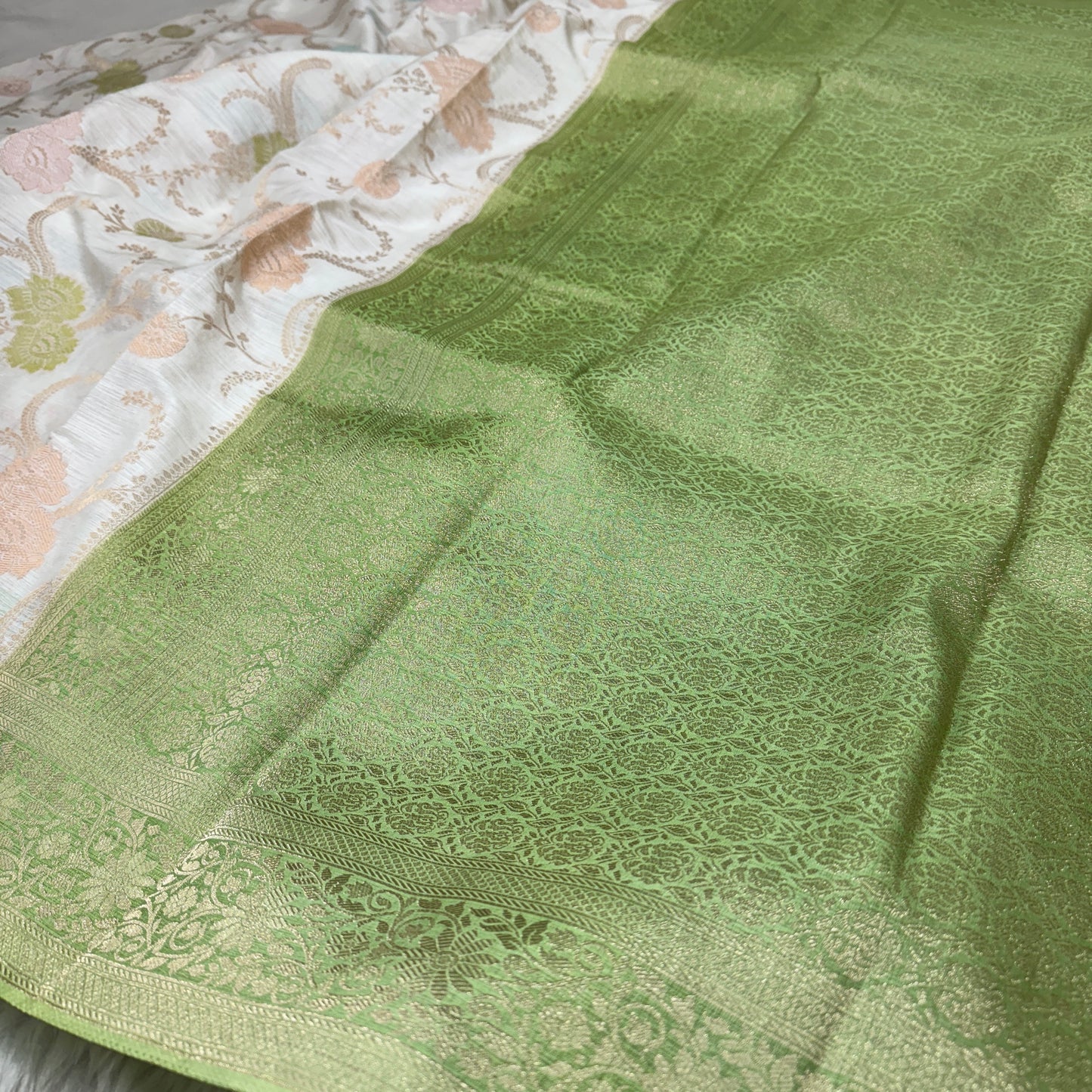 Off White to Mehendi Green Banarasi Meenakari Jaal Semi Tussar Silk Saree