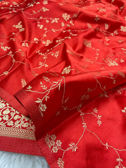 Emerald Green to Red Banarasi Mashru Silk Saree