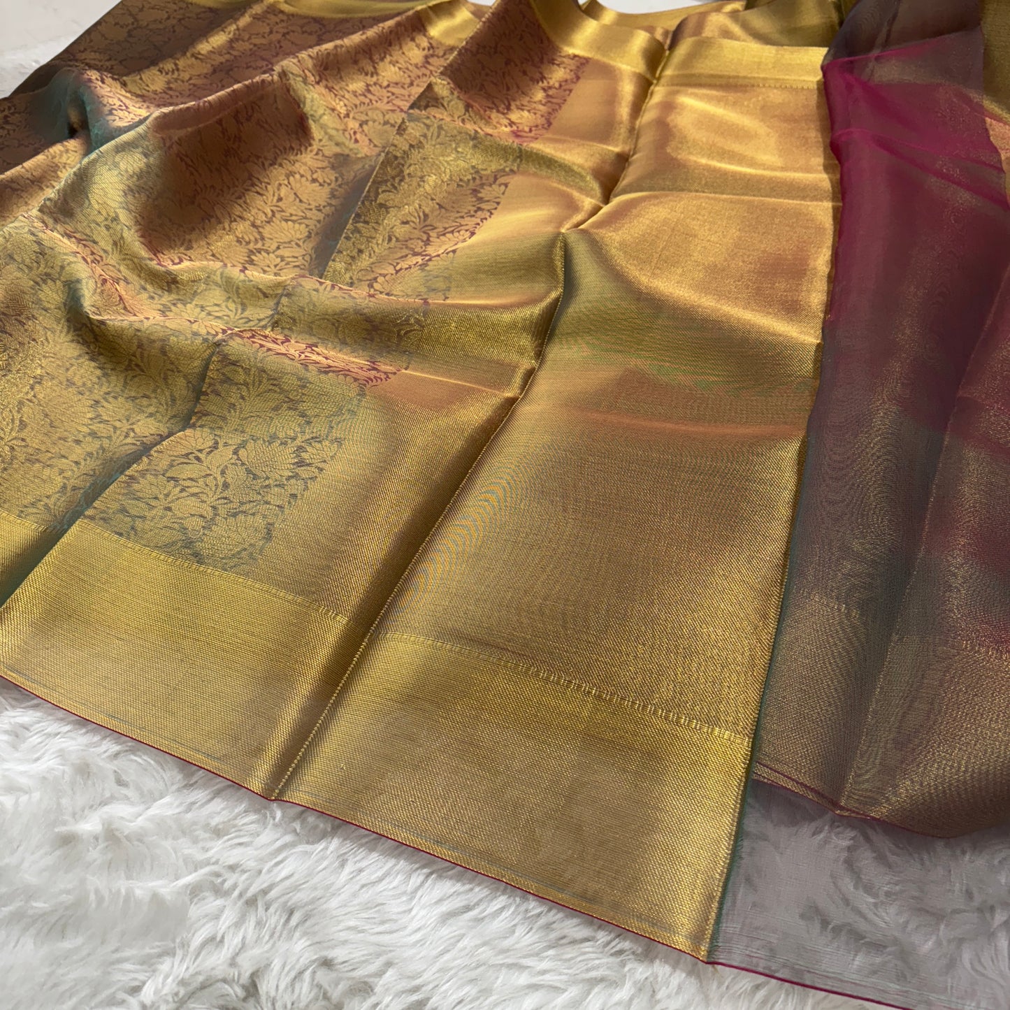 Golden Sapphire Kanjivaram Kora Tissue Silk Saree