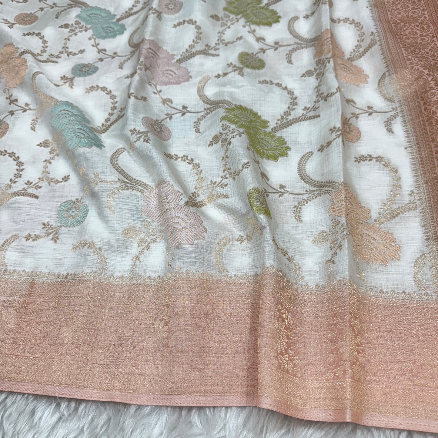 Off White to Peach Banarasi Meenakari Jaal Semi Tussar Silk Saree