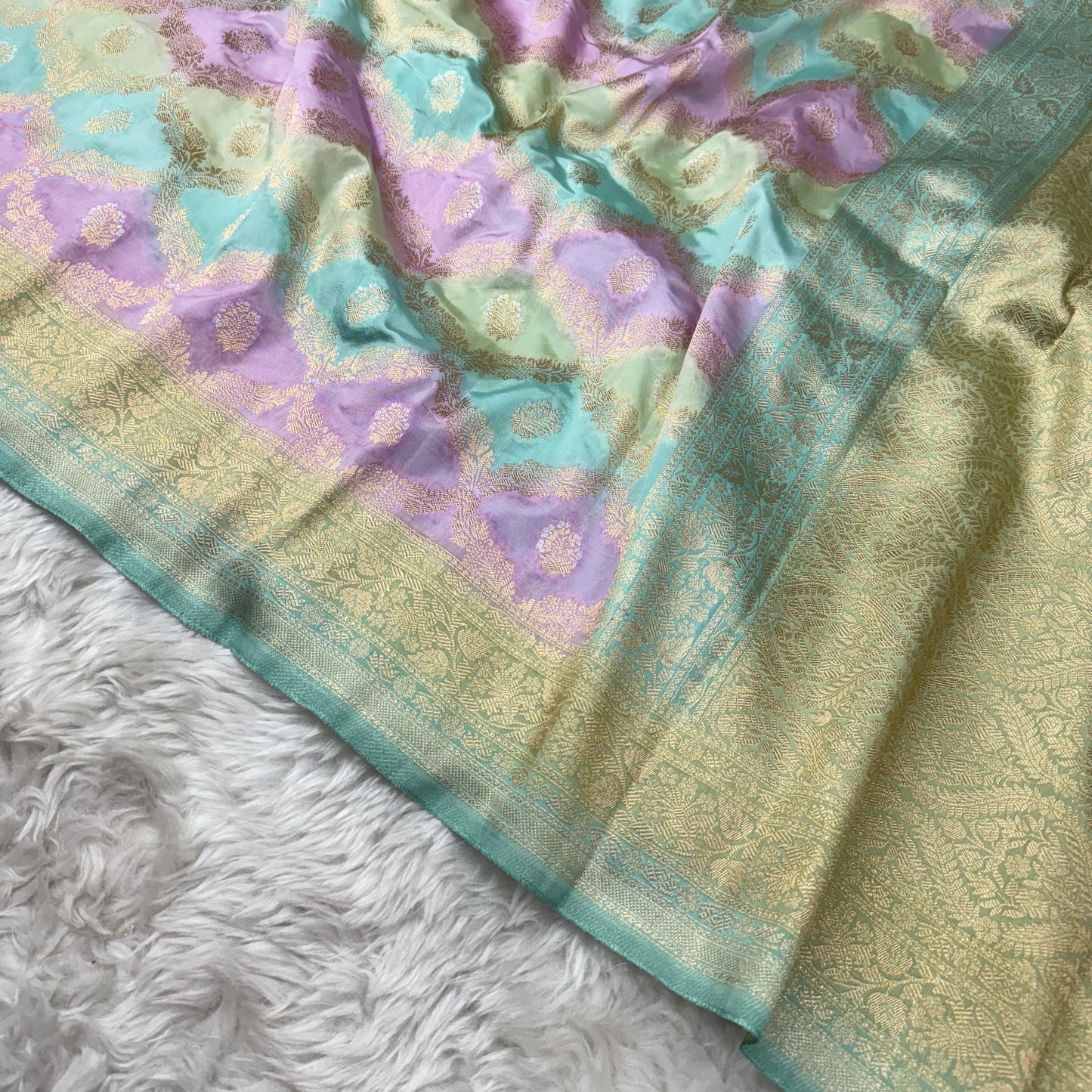 Banarasi Rangkaat Katan Silk Saree