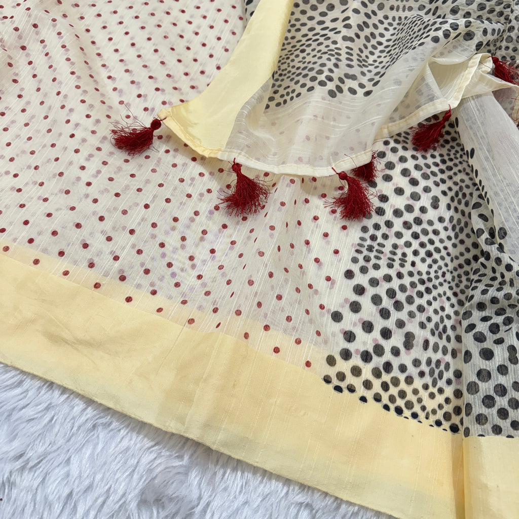 पोल्का डॉट स्लंब कॉटन साड़ी