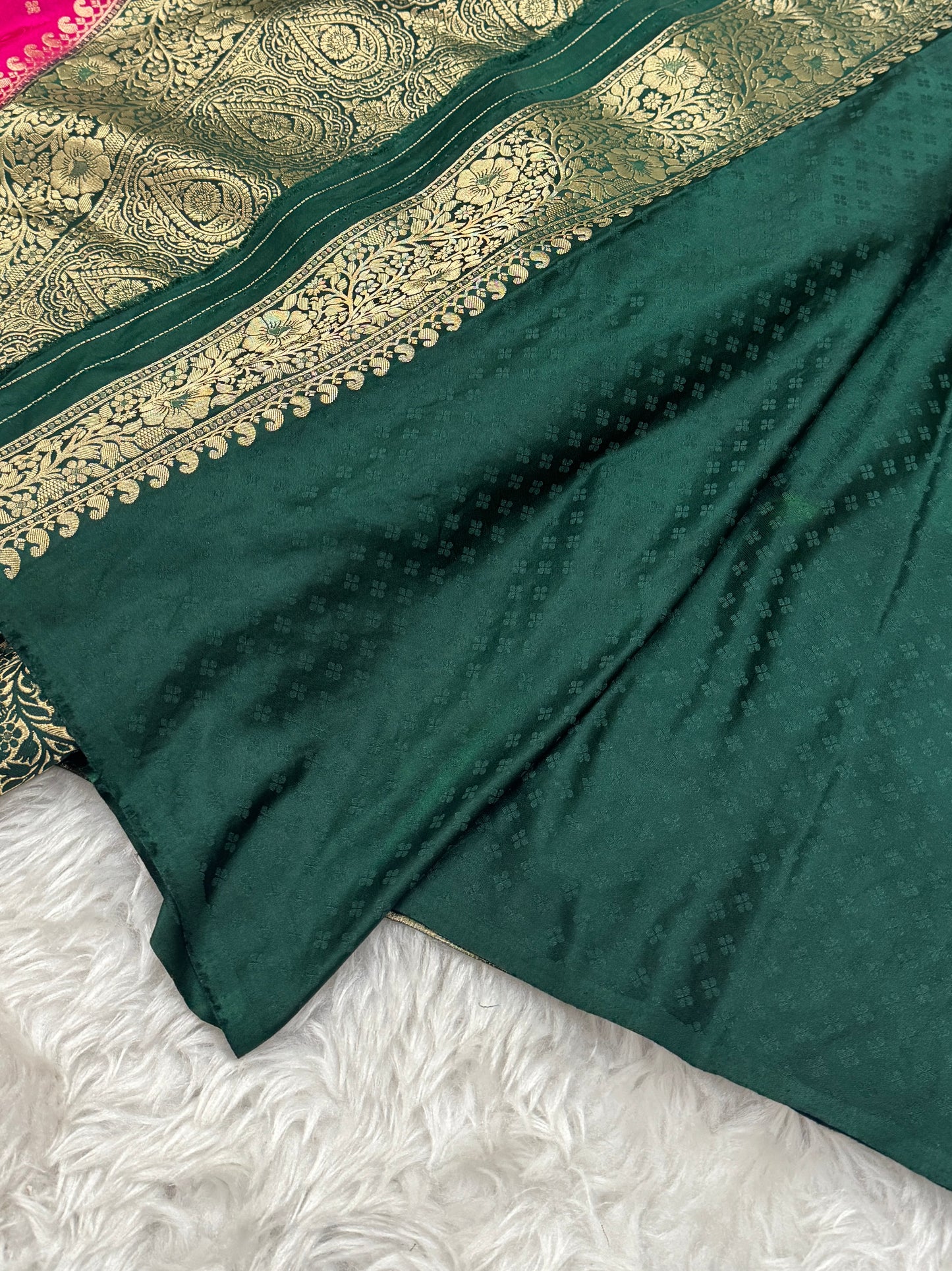 Rani Pink to Bottle Green Banarasi Mashru Silk Saree