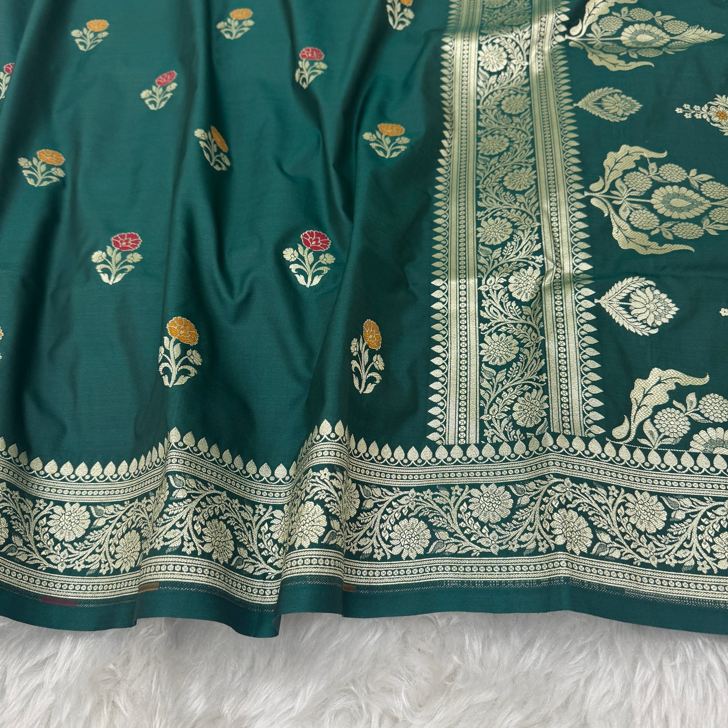 Emerald Green Banarasi Meenakari Katan Silk Saree