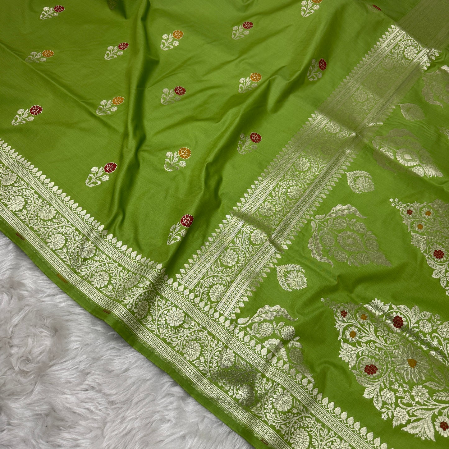 Liril Green Banarasi Meenakari Katan Silk Saree