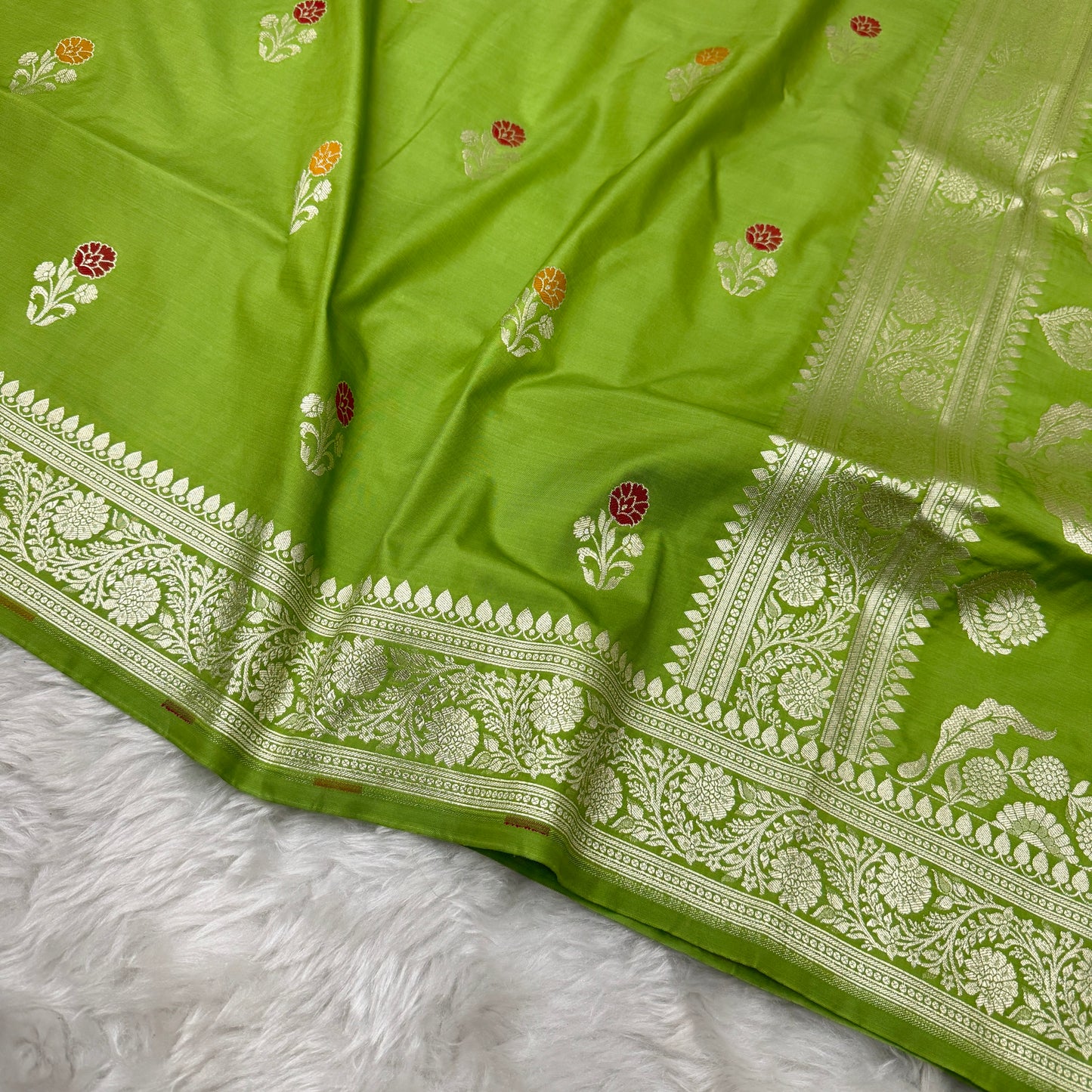 Liril Green Banarasi Meenakari Katan Silk Saree