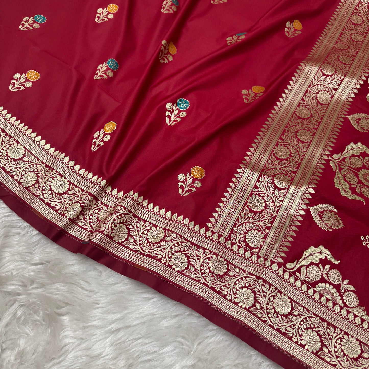 Maroon Banarasi Meenakari Katan Silk Saree